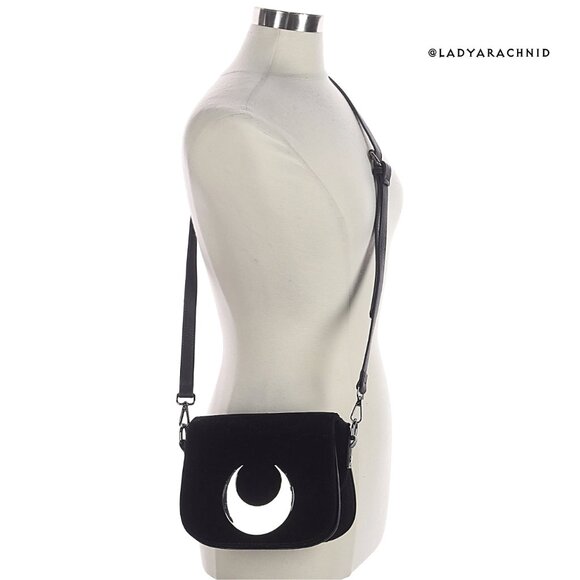 KILLSTAR Callisto vegan leather/faux suede shoulder bag - Picture 4 of 8